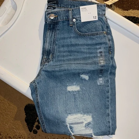 Aeropostale Mom jeans 12 - Picture 1 of 6